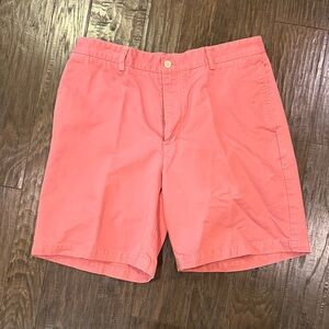 Vineyard Vines Men's Coral Shorts size 35